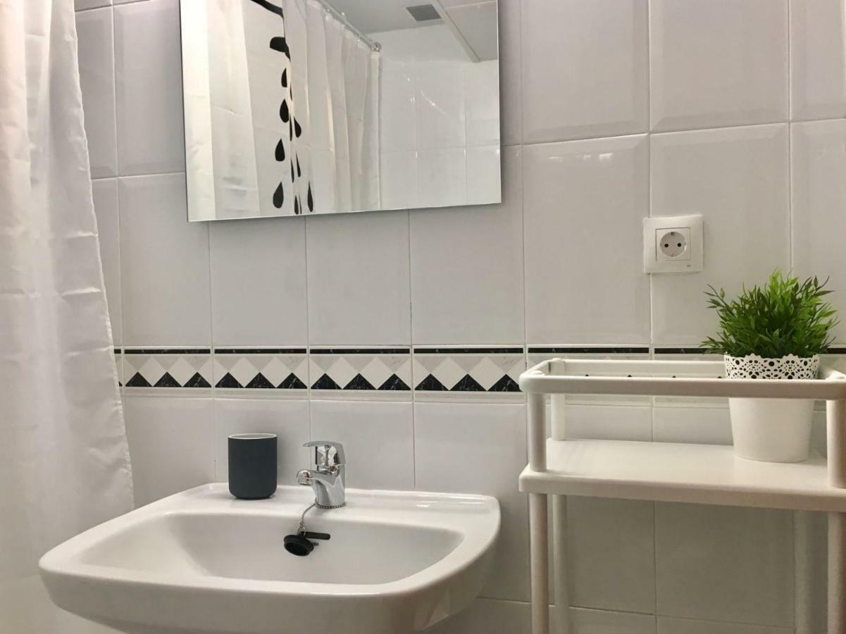 Gran Apartamento para grupo de familia o amigos Málaga Exterior foto